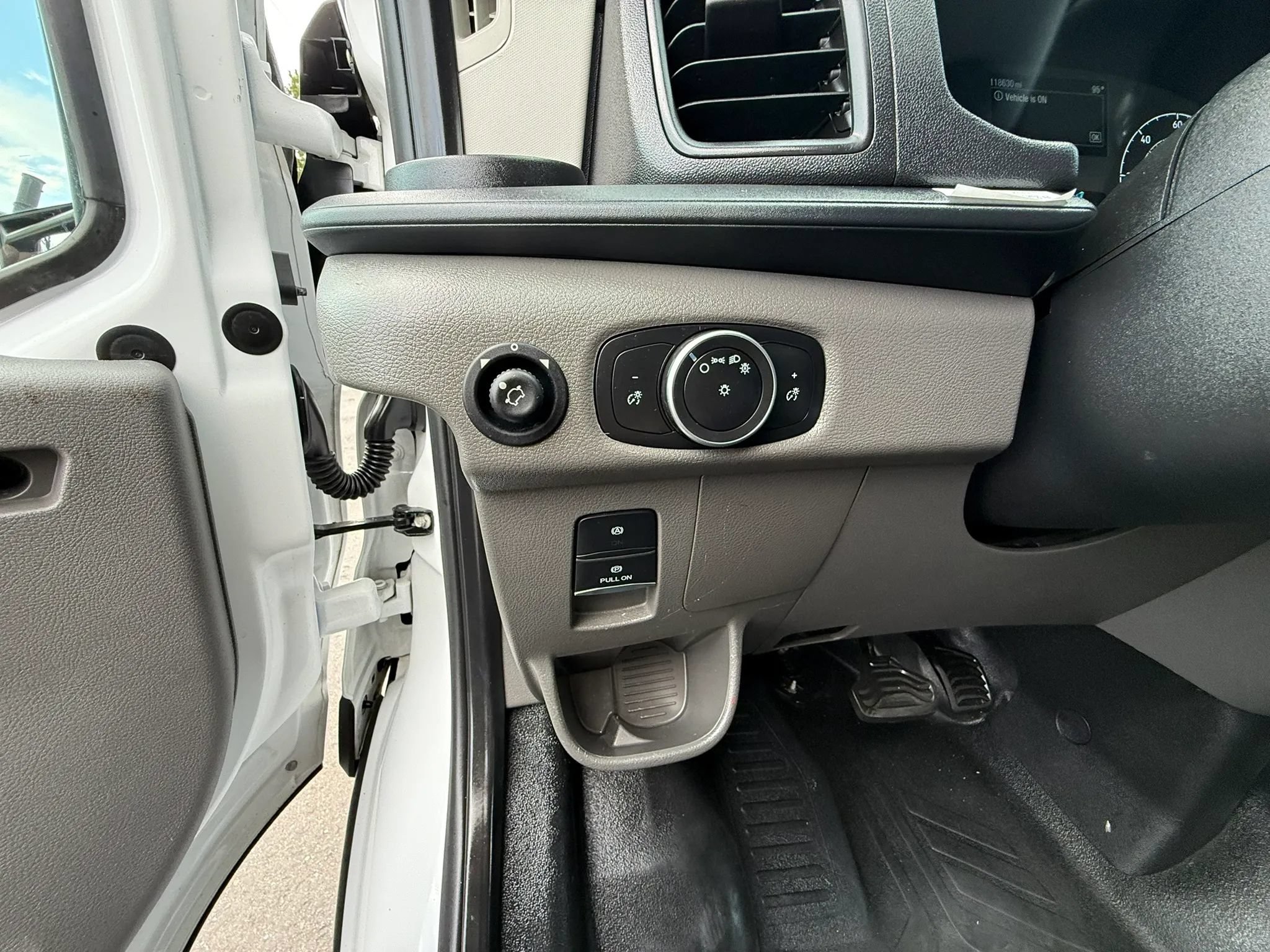 Used 2023 Ford Transit 250 148 High Roof RWD image 20