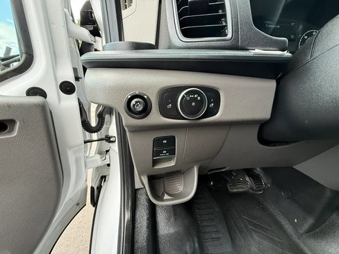 Used 2023 Ford Transit 250 148 High Roof RWD image 20