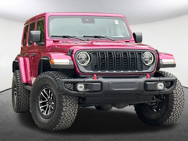 Used 2024 Jeep Wrangler Unlimited Rubicon AWD/4WD image 2