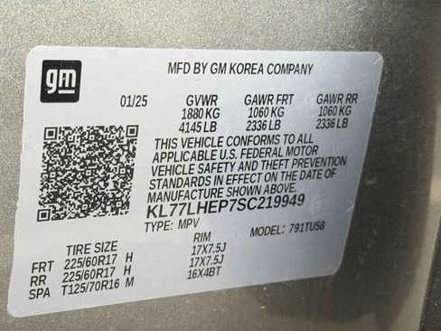 Used 2025 Chevrolet Trax LT FWD image 28