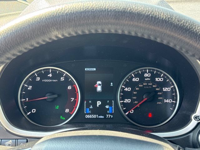 Used 2024 Mitsubishi Eclipse Cross AWD image 17