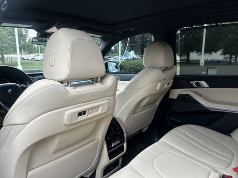 Used 2021 BMW X5 sDrive40i w/ Premium Package RWD image 25