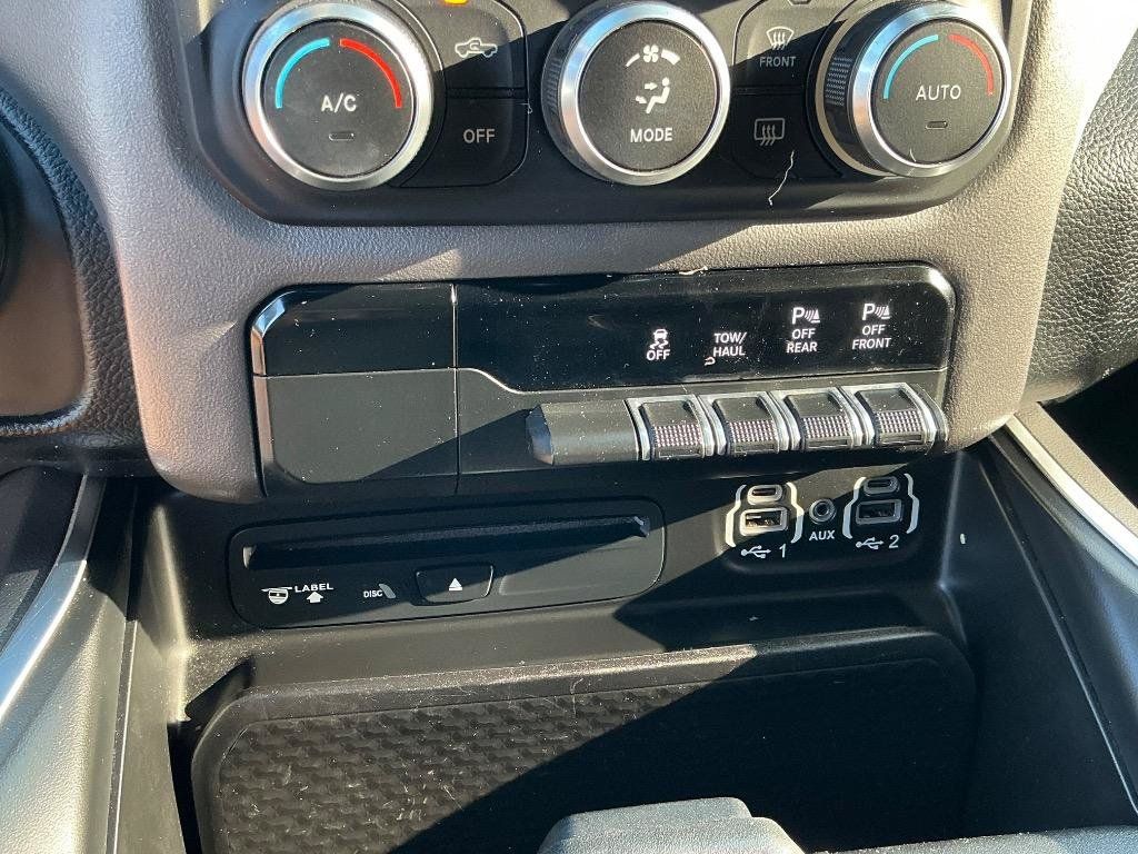 Used 2019 RAM 1500 Big Horn AWD/4WD image 22
