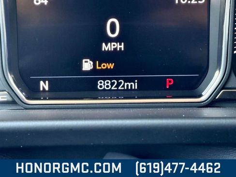 Used 2021 GMC Yukon SLT w/ SLT Premium Package image 36