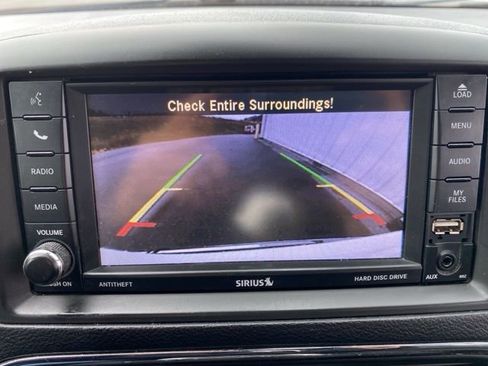 Used 2020 Dodge Grand Caravan SXT image 11