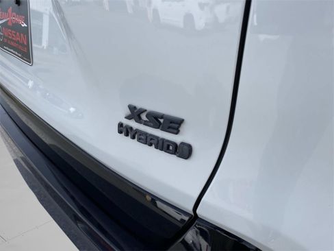 Used 2020 Toyota RAV4 XSE image 18
