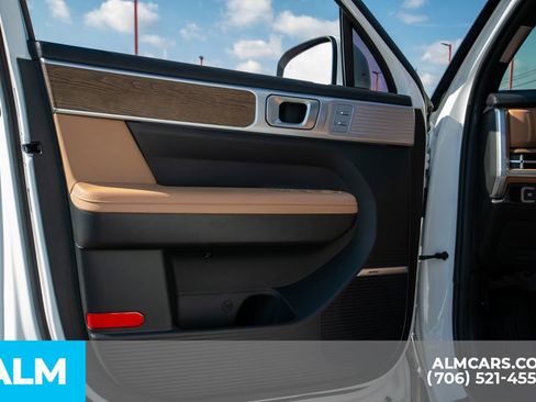 Used 2024 Hyundai Santa Fe Limited image 29