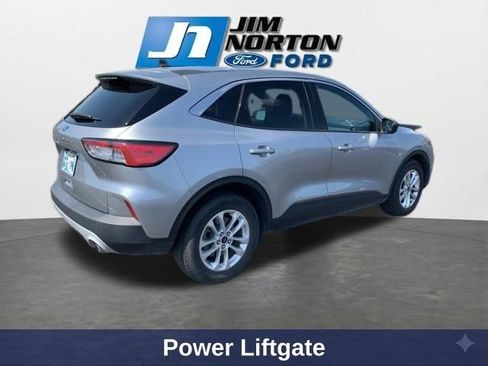 Used 2022 Ford Escape SE w/ Convenience Package FWD image 9