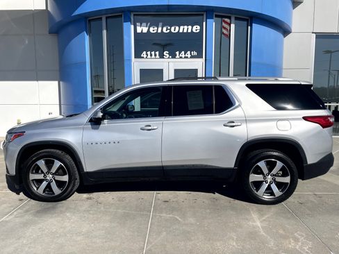 Used 2018 Chevrolet Traverse LT image 1