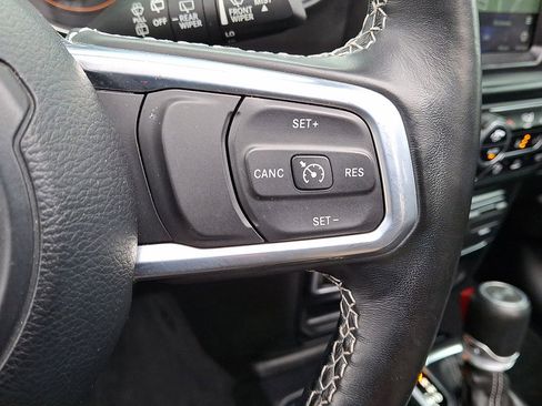 Certified 2021 Jeep Wrangler Unlimited Sahara image 18