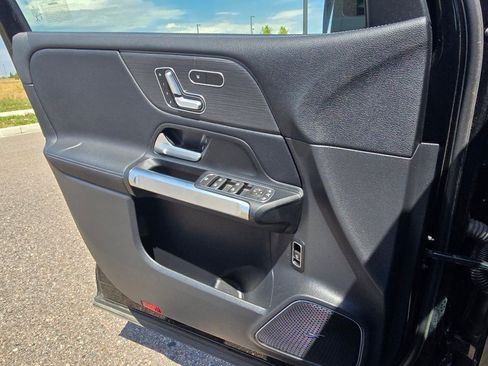 Used 2023 Mercedes-Benz EQB 350 4MATIC SUV w/ Pinnacle Package image 19