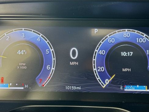 Used 2025 Jeep Grand Cherokee Limited w/ Black Appearance Package image 15