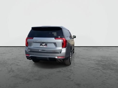 Used 2026 GMC Yukon XL Denali w/ Advanced Technology Package AWD/4WD image 7