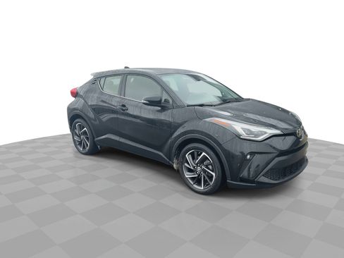 Used 2020 Toyota C-HR Limited image 2