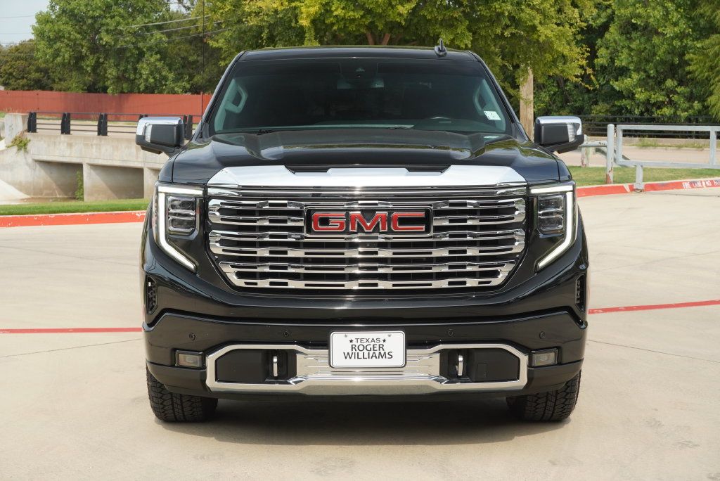 Used 2022 GMC Sierra 1500 Denali AWD/4WD image 8