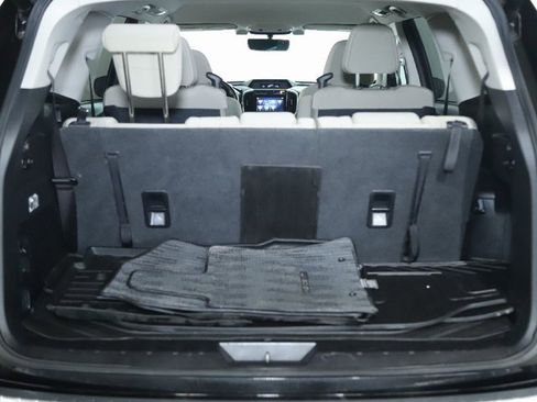 Used 2022 Subaru Ascent Premium w/ Convenience Package image 32