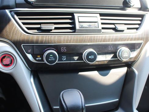 Used 2022 Honda Accord EX-L image 18