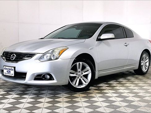Used 2012 Nissan Altima 2.5 S w/ 2.5S Premium Pkg image 2