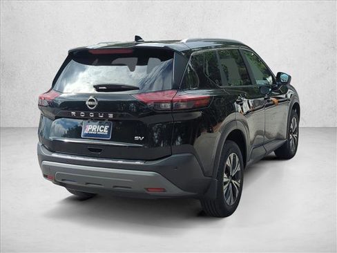 Used 2023 Nissan Rogue SV w/ SV Premium B Package image 5