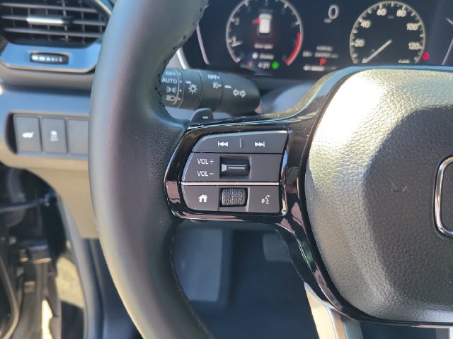 Certified 2025 Honda Pilot EX-L image 15
