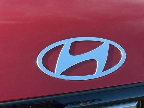 Used 2025 Hyundai Santa Fe SEL image 13