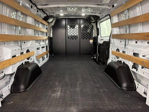 Certified 2025 Ford Transit 250 Low Roof w/ Exterior Upgrade Package RWD image 32