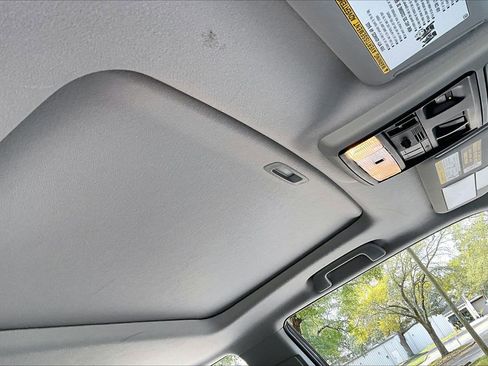 Used 2022 Toyota 4Runner Limited image 26