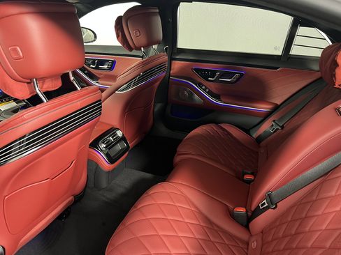 New 2026 Mercedes-Benz S 580 4MATIC Sedan image 21