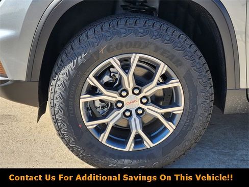 New 2026 GMC Acadia AT4 w/ Luxury Package image 7