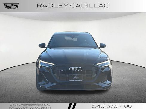 Used 2022 Audi e-tron S Prestige w/ Prestige Package AWD/4WD image 23