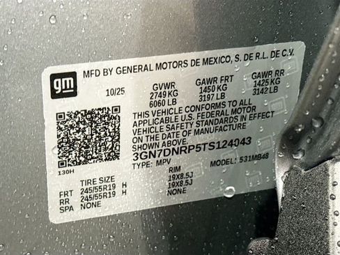 New 2026 Chevrolet Equinox EV LT image 32