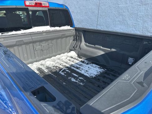 Used 2023 Chevrolet Colorado Z71 w/ Z71 Convenience Package 2 image 6