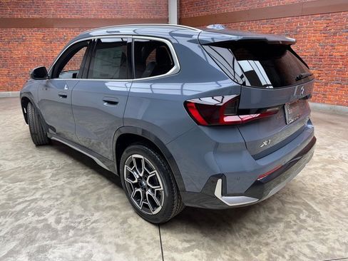 New 2026 BMW X1 xDrive28i w/ Technology Package image 3