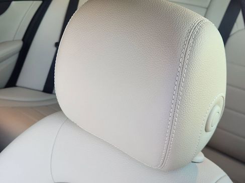 Used 2020 Mercedes-Benz C 300 Sedan image 25