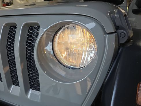 Used 2022 Jeep Wrangler Unlimited Sport AWD/4WD image 30