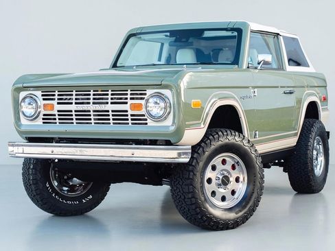 Used 2025 Ford Bronco Badlands AWD/4WD image 20