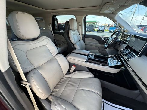Used 2024 Lincoln Navigator Reserve w/ Equipment Group 201A image 26