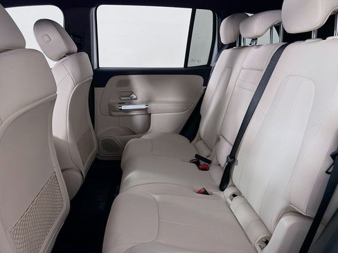 Used 2026 Mercedes-Benz GLB 250 image 7