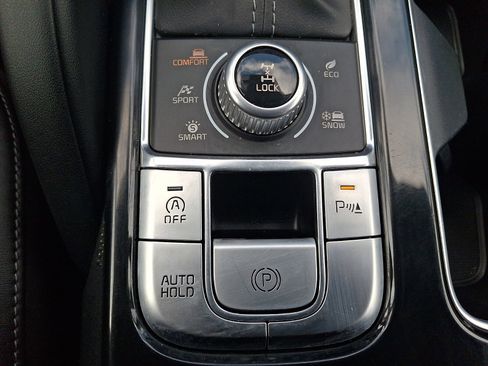 Used 2023 Kia Telluride LX AWD/4WD image 25