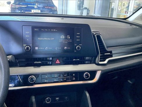 Used 2024 Kia Sportage LX image 10