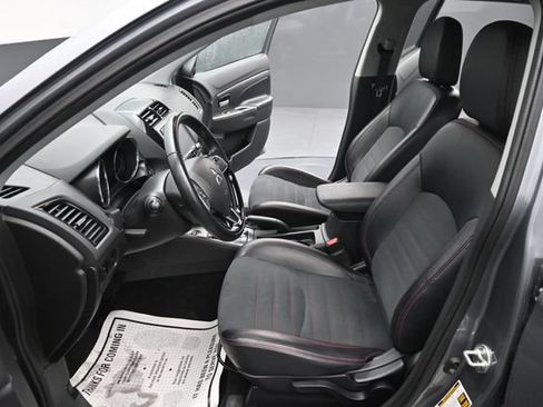 Used 2024 Mitsubishi Outlander Sport ES AWD/4WD image 12