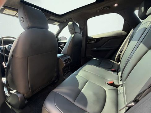 Used 2019 Jaguar F-PACE Premium AWD/4WD image 21