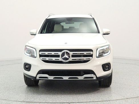 Used 2022 Mercedes-Benz GLB 250 image 2