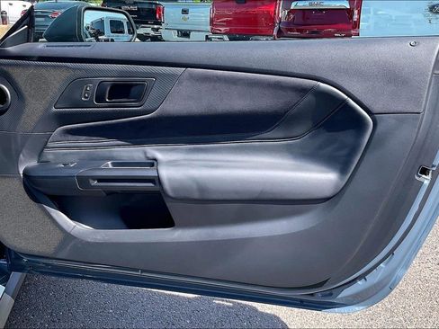 Used 2025 Ford Mustang Dark Horse RWD image 29