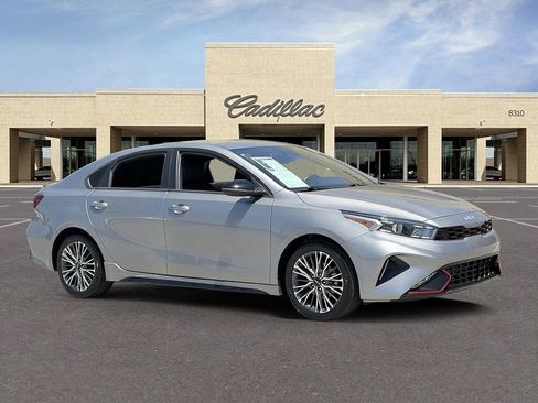 Used 2023 Kia Forte GT-Line FWD image 3
