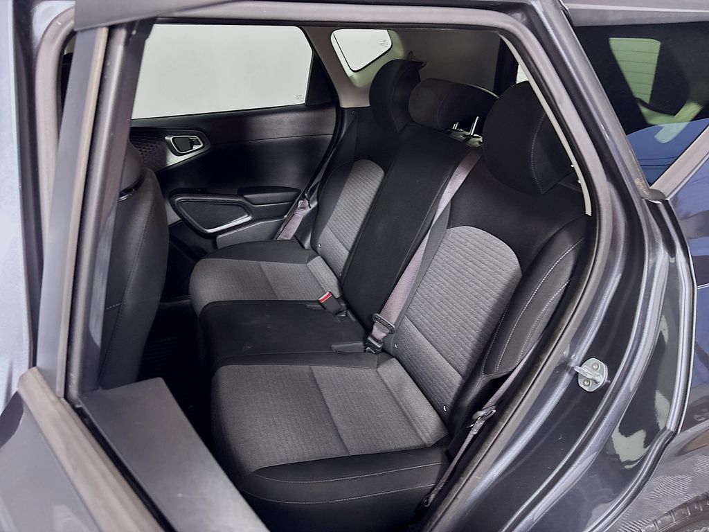 Used 2020 Kia Soul S FWD image 20