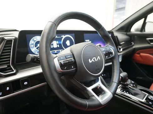Used 2024 Kia Sportage SX AWD/4WD image 8