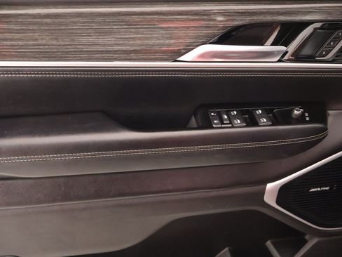 Used 2022 Jeep Wagoneer Series II image 17