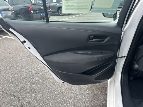 Used 2022 Toyota Corolla LE image 21