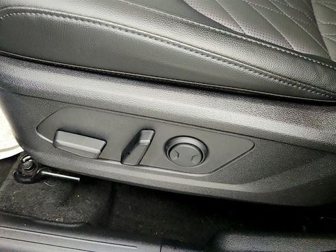Used 2025 Kia Sportage X-Line AWD/4WD image 11